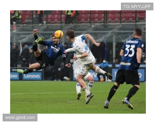 邓弗里斯脚踝恢复顺利期待对阵利物浦时能入选比赛名单